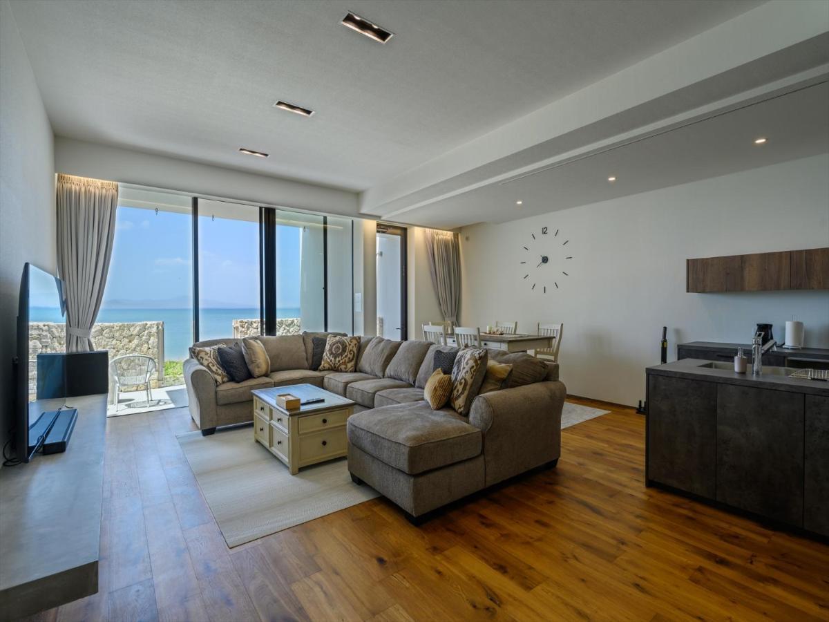 Onna Resort Nago Bagian luar foto