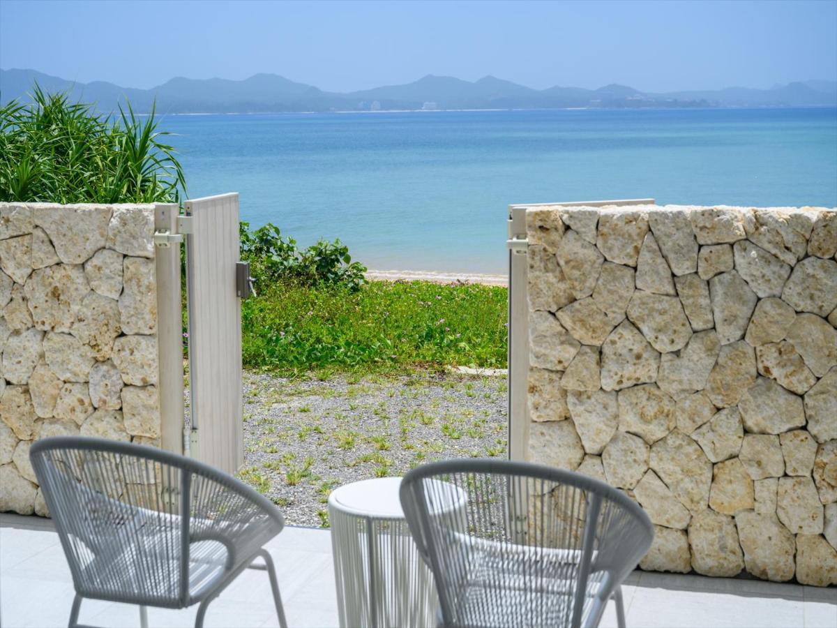 Onna Resort Nago Bagian luar foto